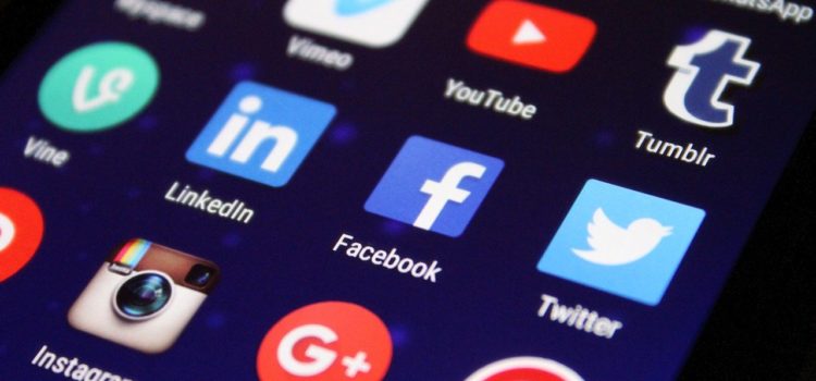 Jak szybko wypromować Instagrama, Facebooka i inne Social Media